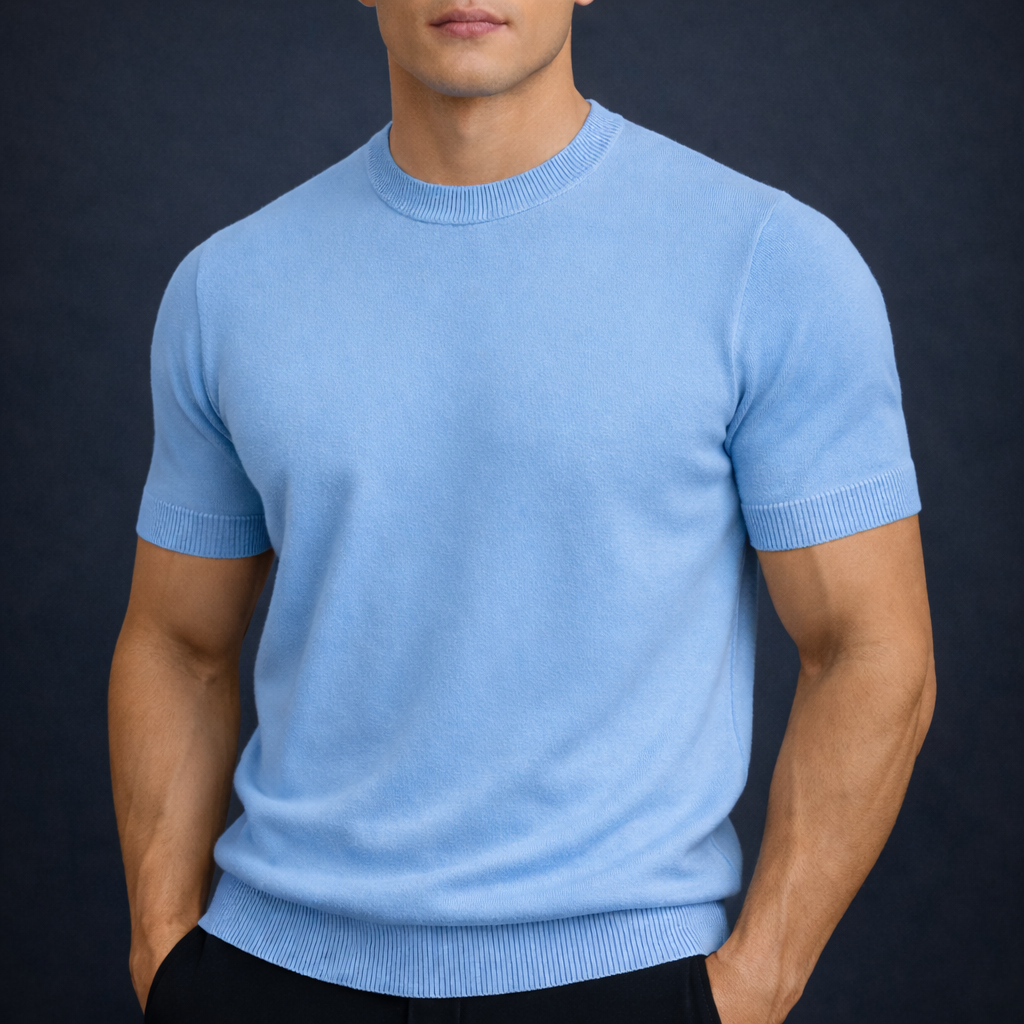 cashmere-t-shirt-with-lightweight-comfort lifestyle look